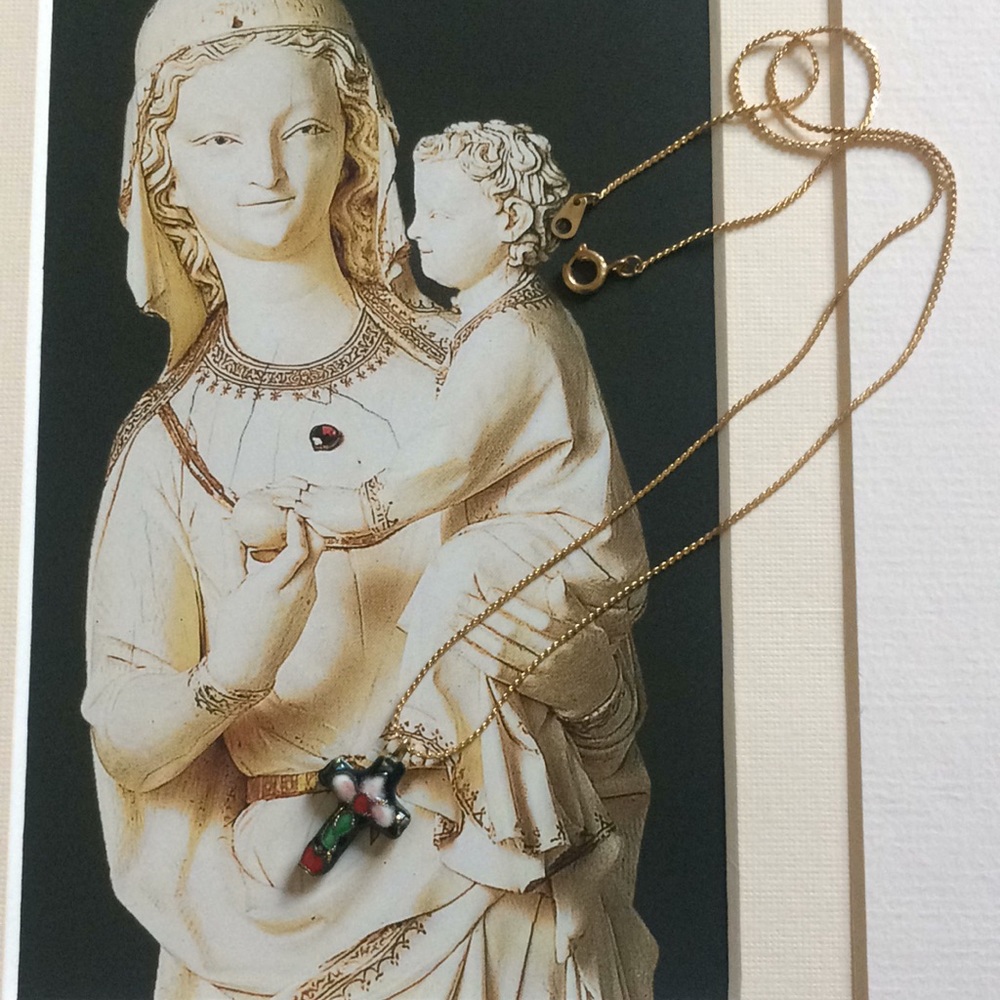 Vintage  ,clasoinne cross necklace